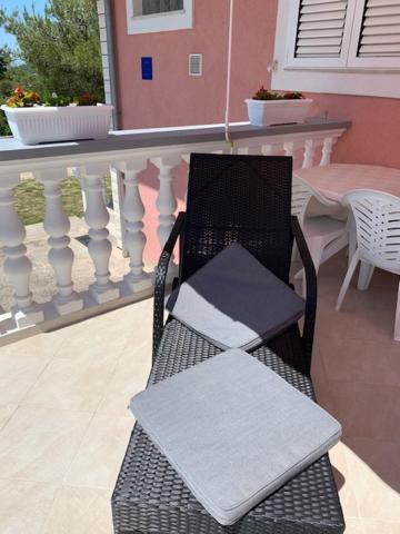 Apartment Mirni Kutak ชิเบนิก ภายนอก รูปภาพ
